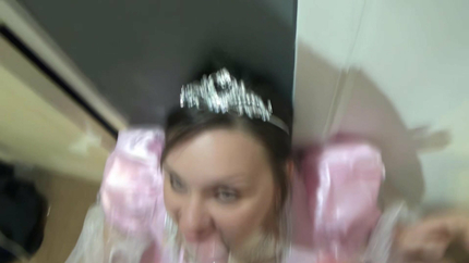 TRUTH DEEPTHROAT PUKE PRINCESS