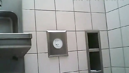 SKINNY GIRL VOMITS IN TOILET