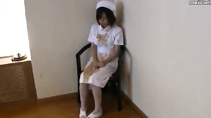 JAPANESE MAID PUKE 2