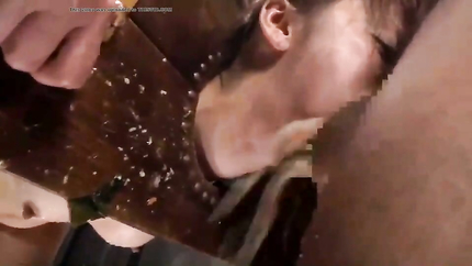 JAPANESE GIRL STUCK PUKING