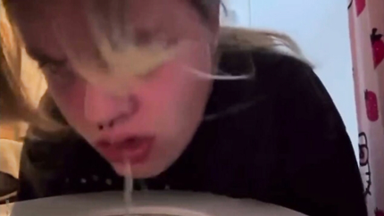 HUNGOVER WHITE GIRL PUKE
