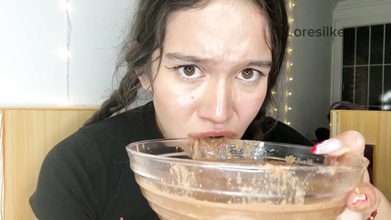 VOMITING A CHOCOLATE GAME FOR MY MASTER