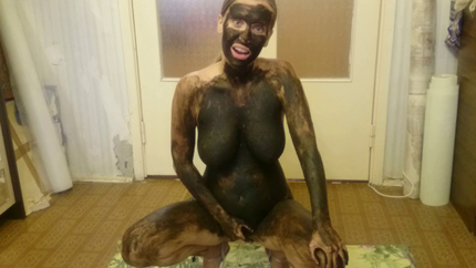 Black Shit, Smearing whole Body. P1