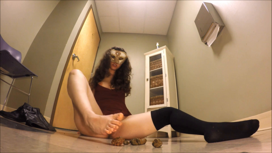 Poopy Foot Fetish shit covered P1
