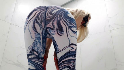 Dirty Leggings – Naughty Messy Farts In Tights P1