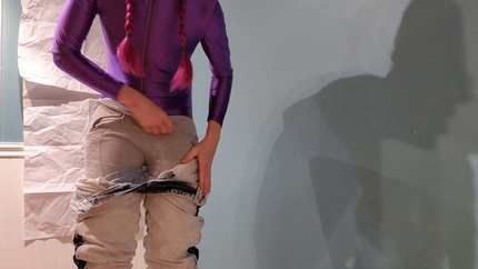 Pooing in my Purple Spandex Body Suit and Lace Jeans