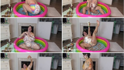 SamanthaStarfish - Dirty Diaper Splosh Inside And Out