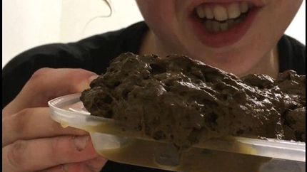 TinaAmazon - Awesome Public Creamy Poop Tasting