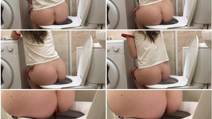 Markovna - Staring at my phone and go poop