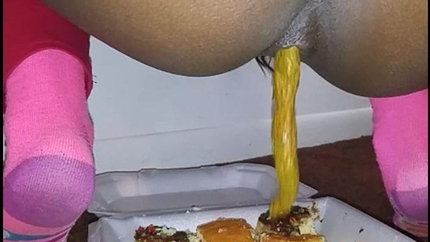 ScatLilSecret - Pooping on Pre-Thanksgiving Food