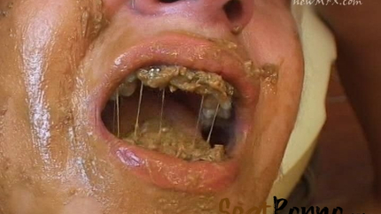 DirtyBetty - Naughty Scat Spanking