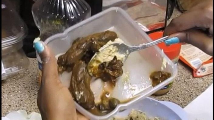 HotDirtyIvone - Baking Poo Nut Cookies