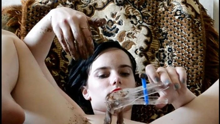 PrincessPuckie - Speculum and a Lot of Shit in Me