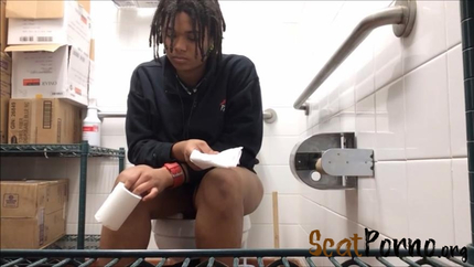 unkyladies - Ayanna's One Girl, One Cup!! "Oops, I missed!