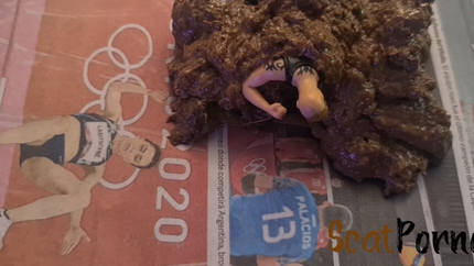 Xiomara Fox Fetish Queen – Giantess scat 1 (with a tiny men toy)