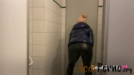 Devil Sophie - Caught with the office toilet door open - come and shit on my latex pants