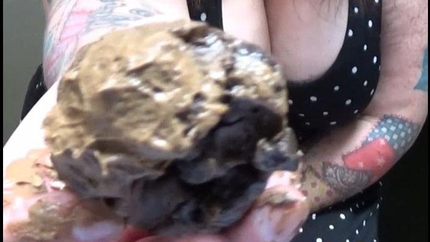 TinaAmazon - I Turned My Toilet Slave Into A Dog