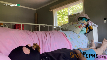 Kazer Sucks and Fucks Toilet Slave