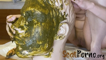 p00girl - Pooping on your face and smearing new slave maneke