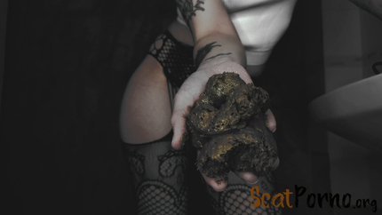 DirtyBetty - Real devil gold! From the ass