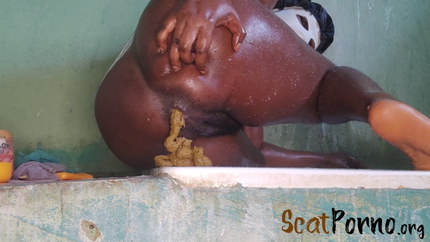 PrettyEbonies - Desperation of scrubber