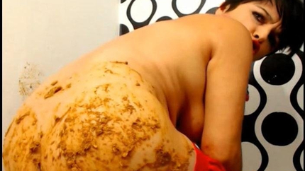 Scat Doll - Smeared Buttocks