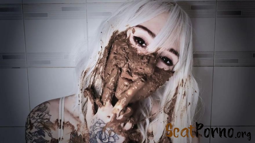 DirtyBetty  - This is scat porn?