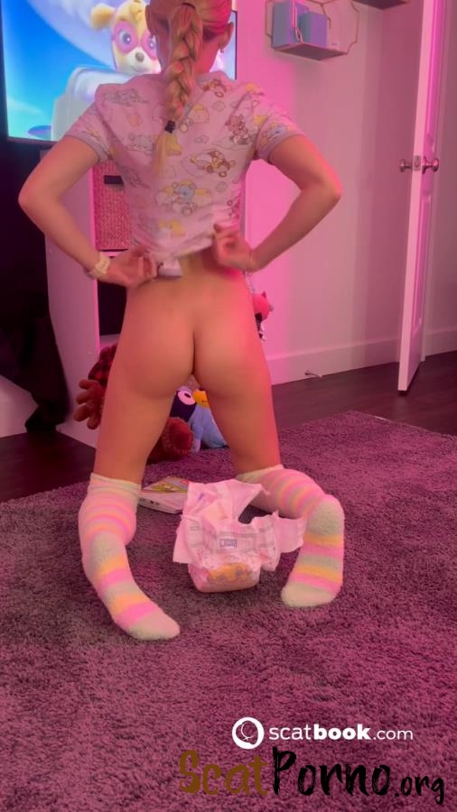 Messing my Huggies then Smooshing it Diaper Poop P1